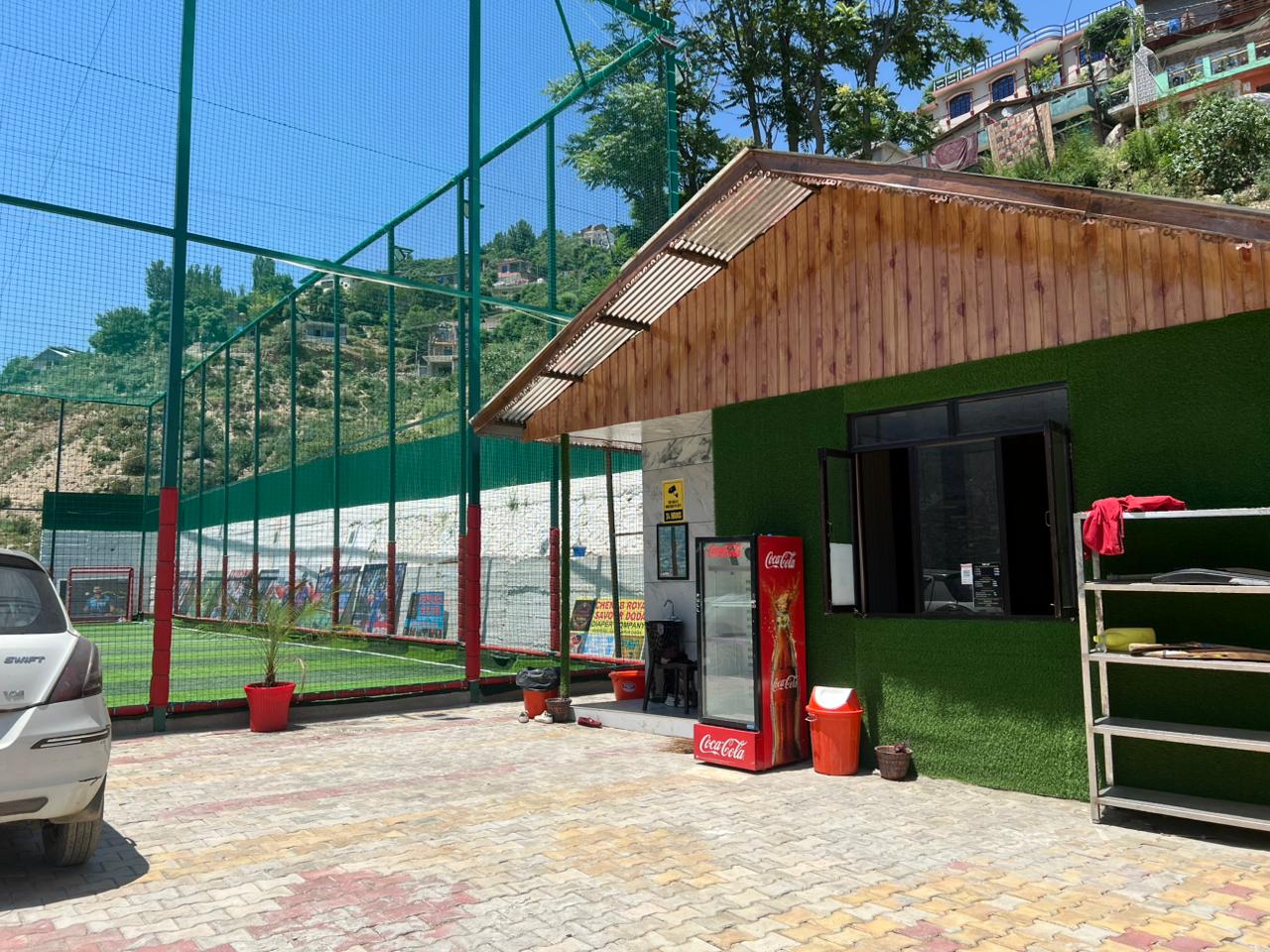 Play & Bite Cafe